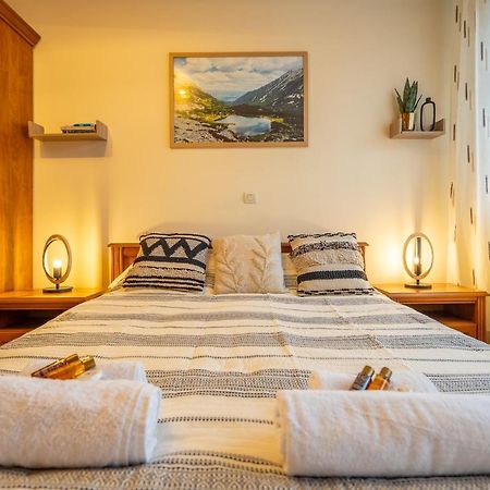 Premium Comfy 2Bdr Apt - Free Parking - Fast Wi-Fi 소피아 외부 사진