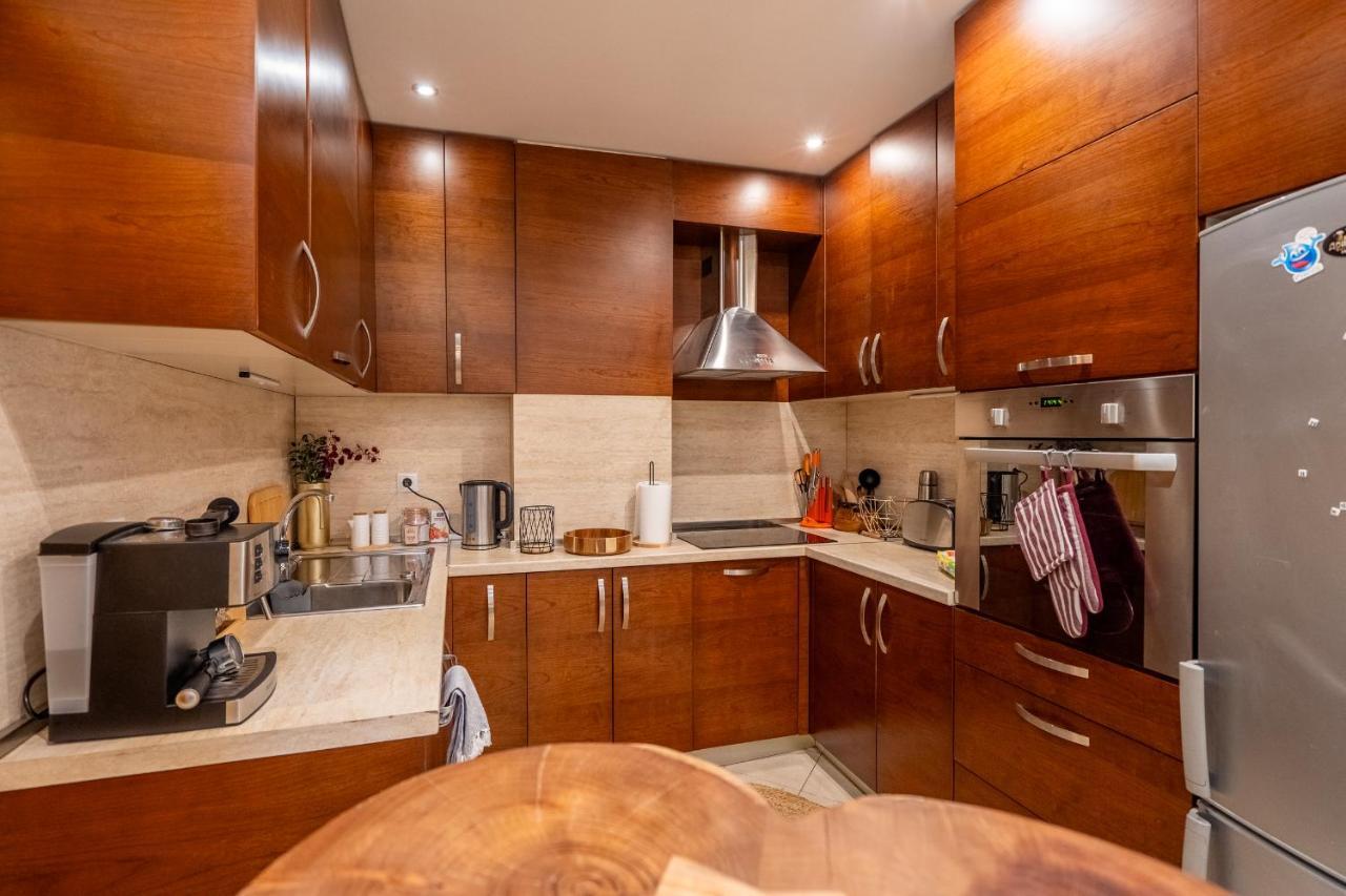 Premium Comfy 2Bdr Apt - Free Parking - Fast Wi-Fi 소피아 외부 사진