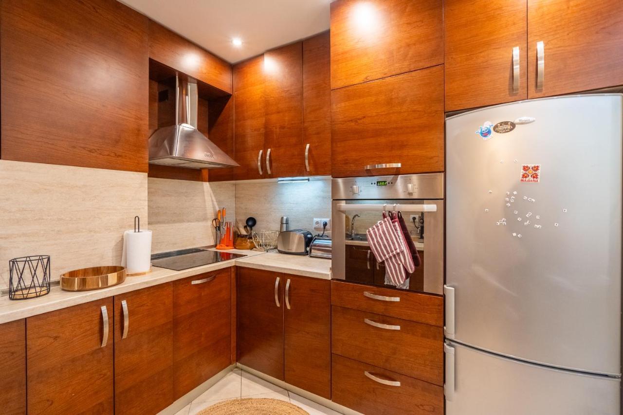 Premium Comfy 2Bdr Apt - Free Parking - Fast Wi-Fi 소피아 외부 사진