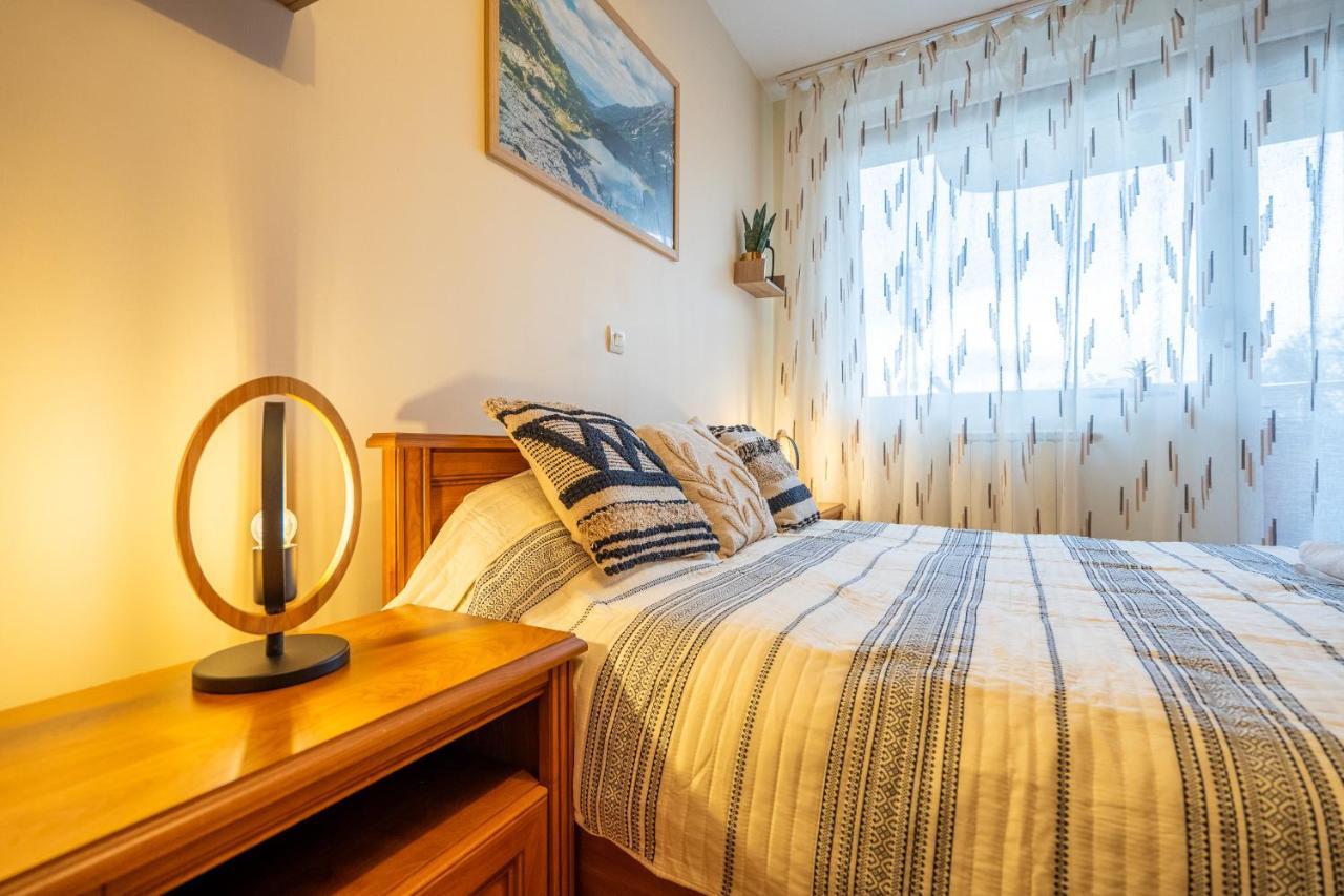 Premium Comfy 2Bdr Apt - Free Parking - Fast Wi-Fi 소피아 외부 사진