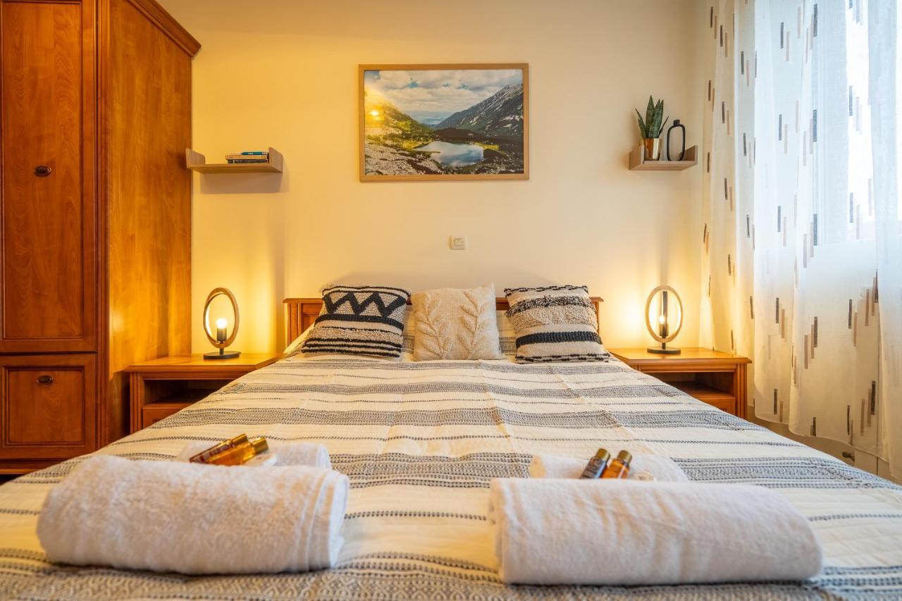 Premium Comfy 2Bdr Apt - Free Parking - Fast Wi-Fi 소피아 외부 사진