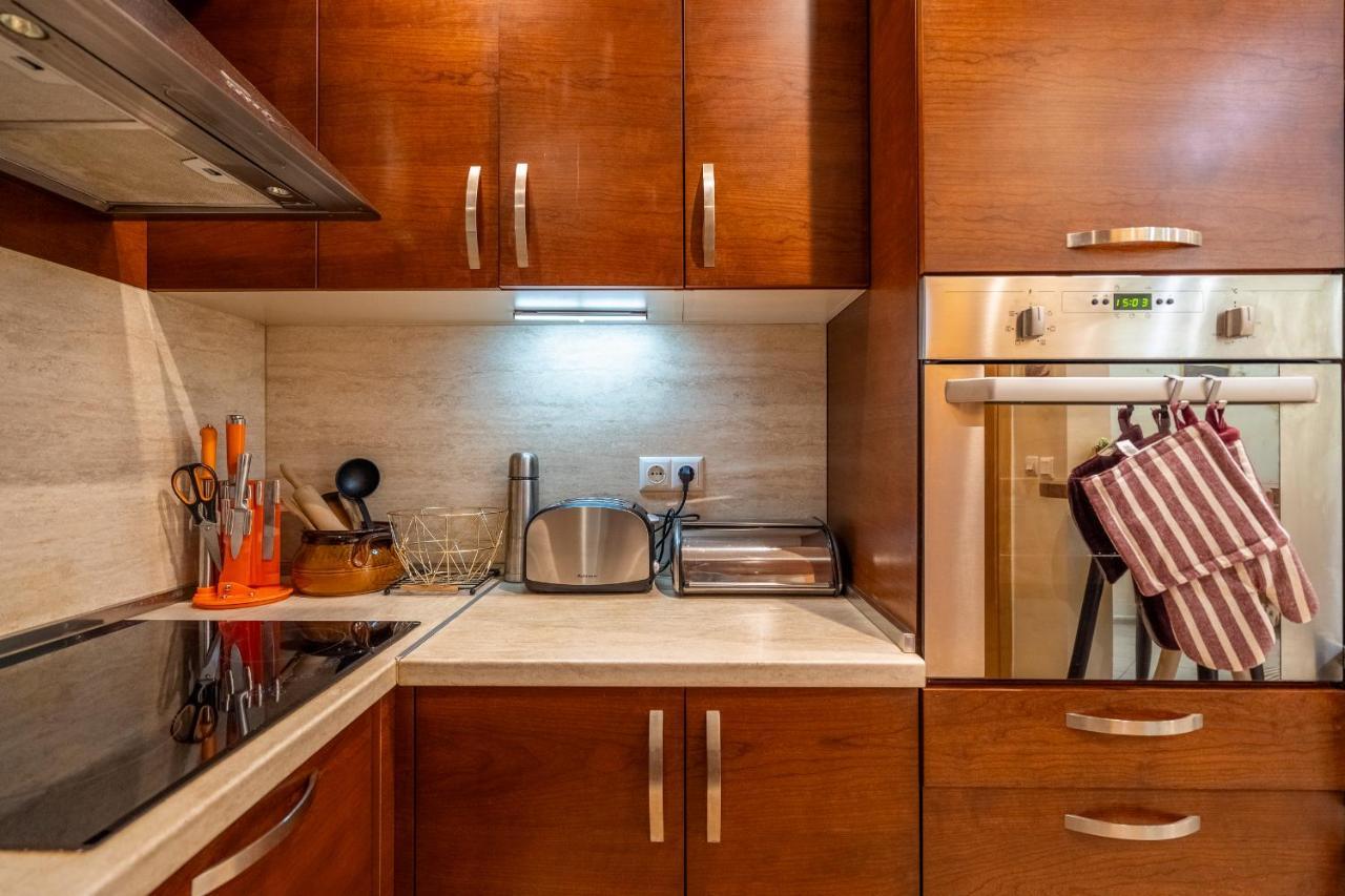 Premium Comfy 2Bdr Apt - Free Parking - Fast Wi-Fi 소피아 외부 사진
